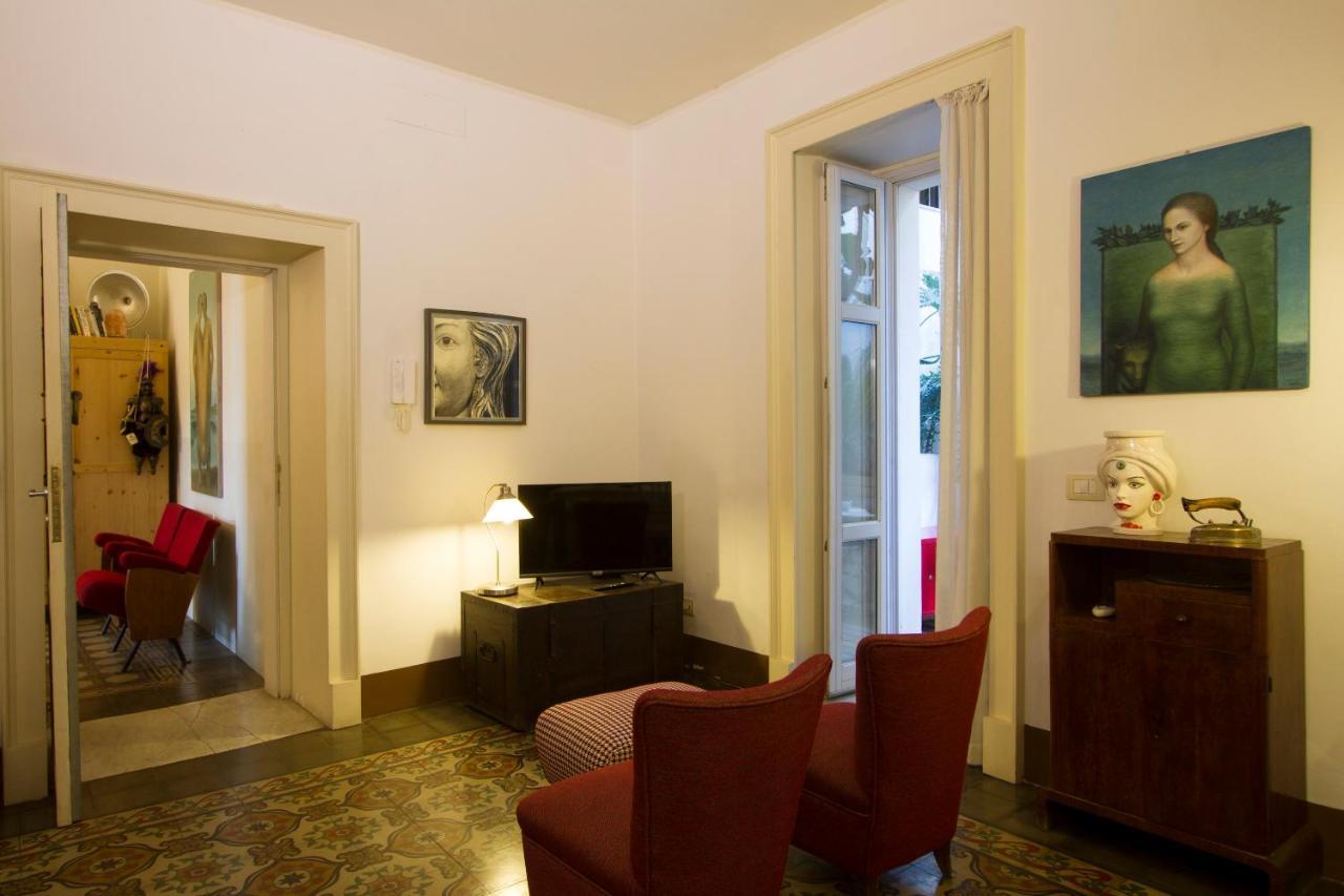 Tre Vie Apartment Con Terrazzo Giardino Pensile CTA Exteriér fotografie