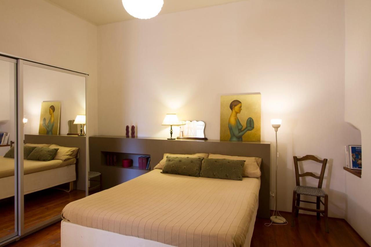 Tre Vie Apartment Con Terrazzo Giardino Pensile CTA Exteriér fotografie